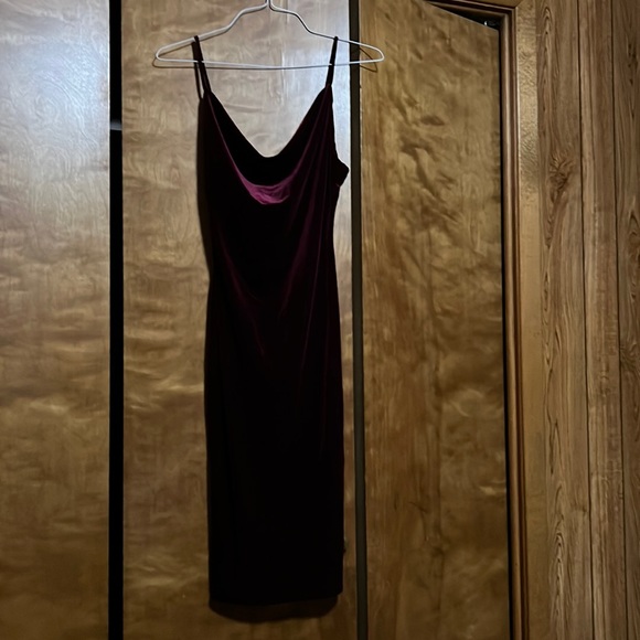 Red velvety super soft knee length dress - Picture 1 of 1